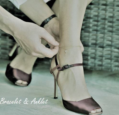 أساور و خلاخل